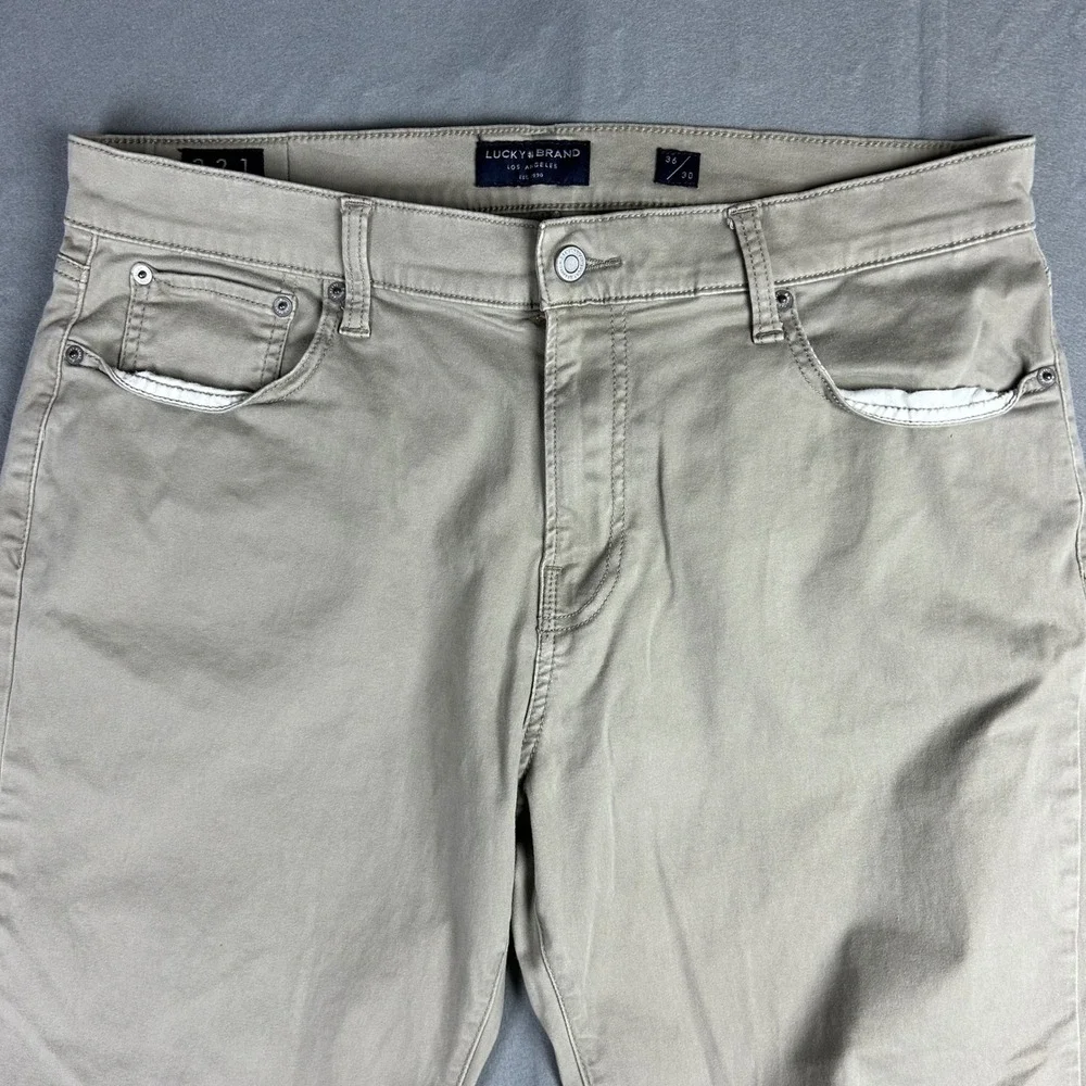 Lucky Brand Pants Mens 36x30 (36x29) Khaki Tan 221 Straight Leg Casual Trousers